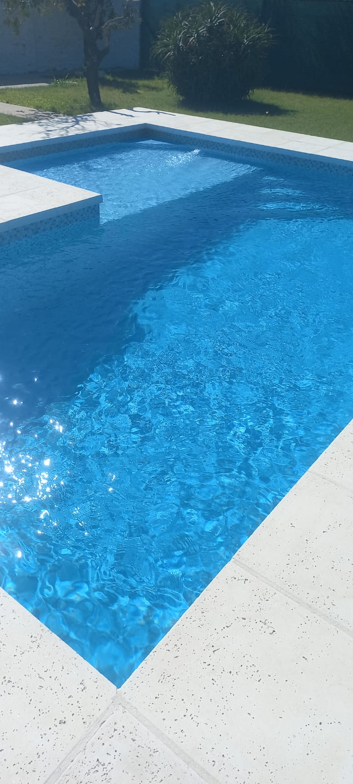 Prepárate con tiempo: todo lo que necesitás para disfrutar tu pileta este verano en Funes